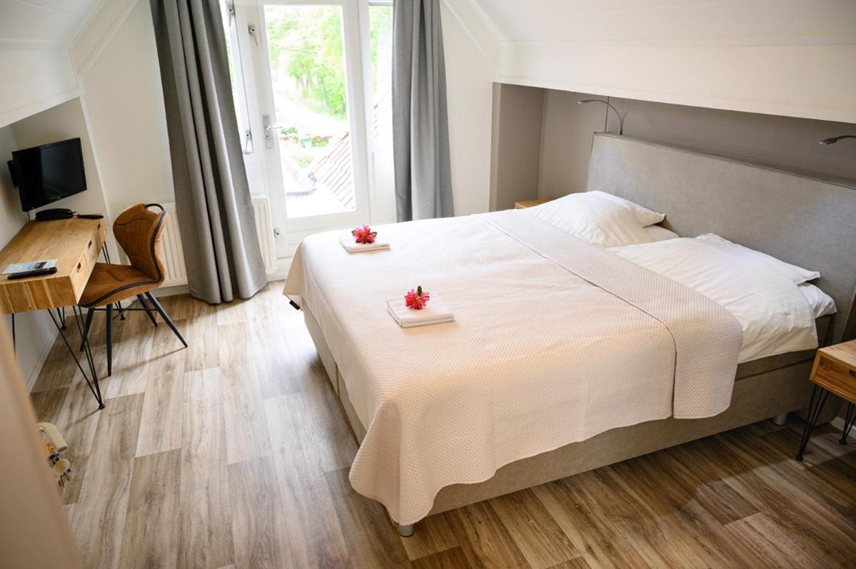 Hotel Jachtlust Borne Esterno foto